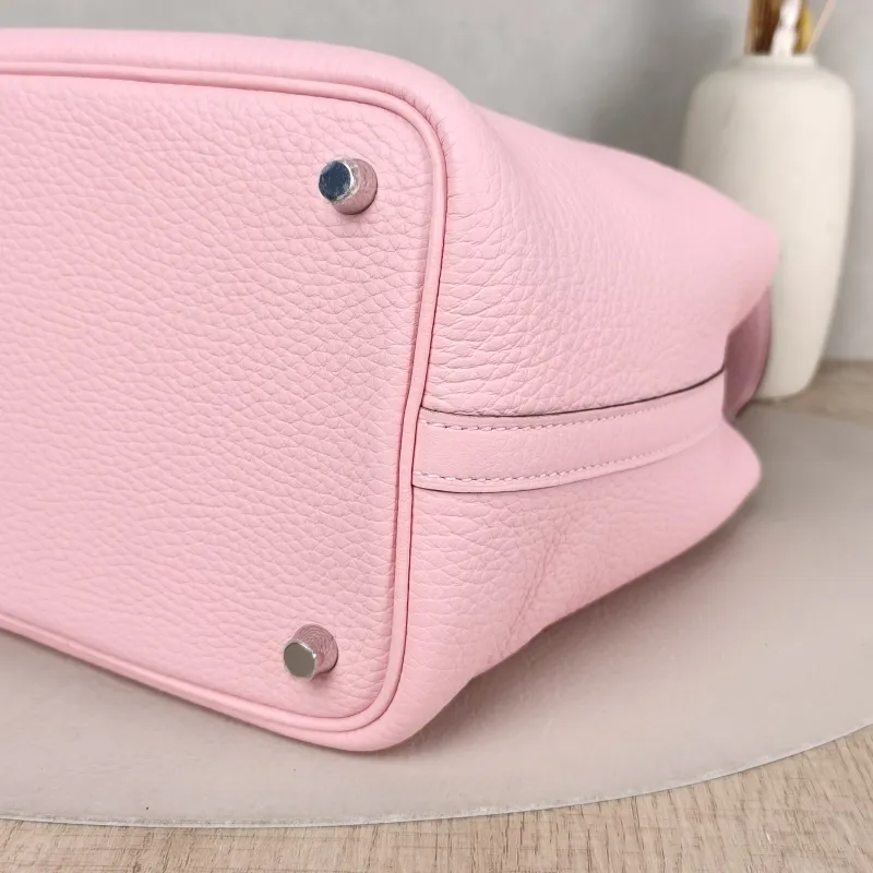Hermès Top Handle Bag Picotin Lock 18 18 Pink Taurillon Clemence TC Calfskin Small 18 × 13 × 18 cm K — detail view 4 of 12