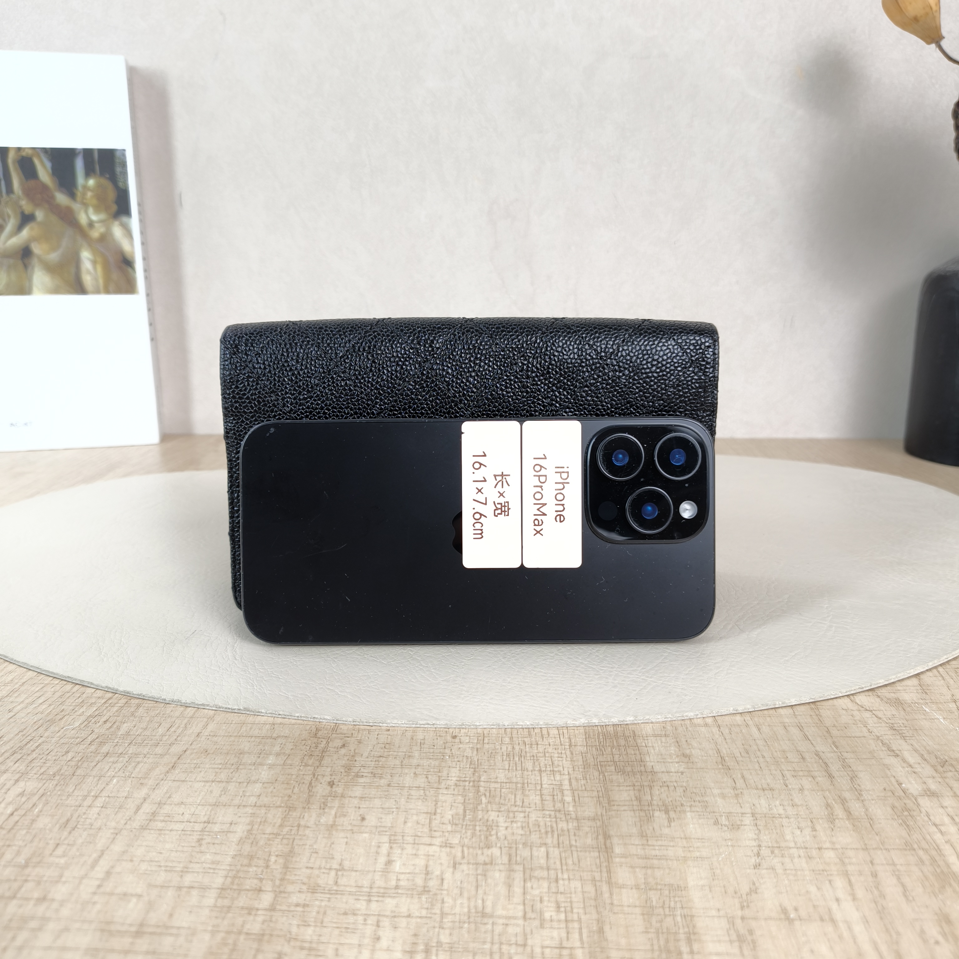 Chanel Wallet Wallet Black Calfskin Edition18 × 2 × 10.5 cm — cover view 3 of 6