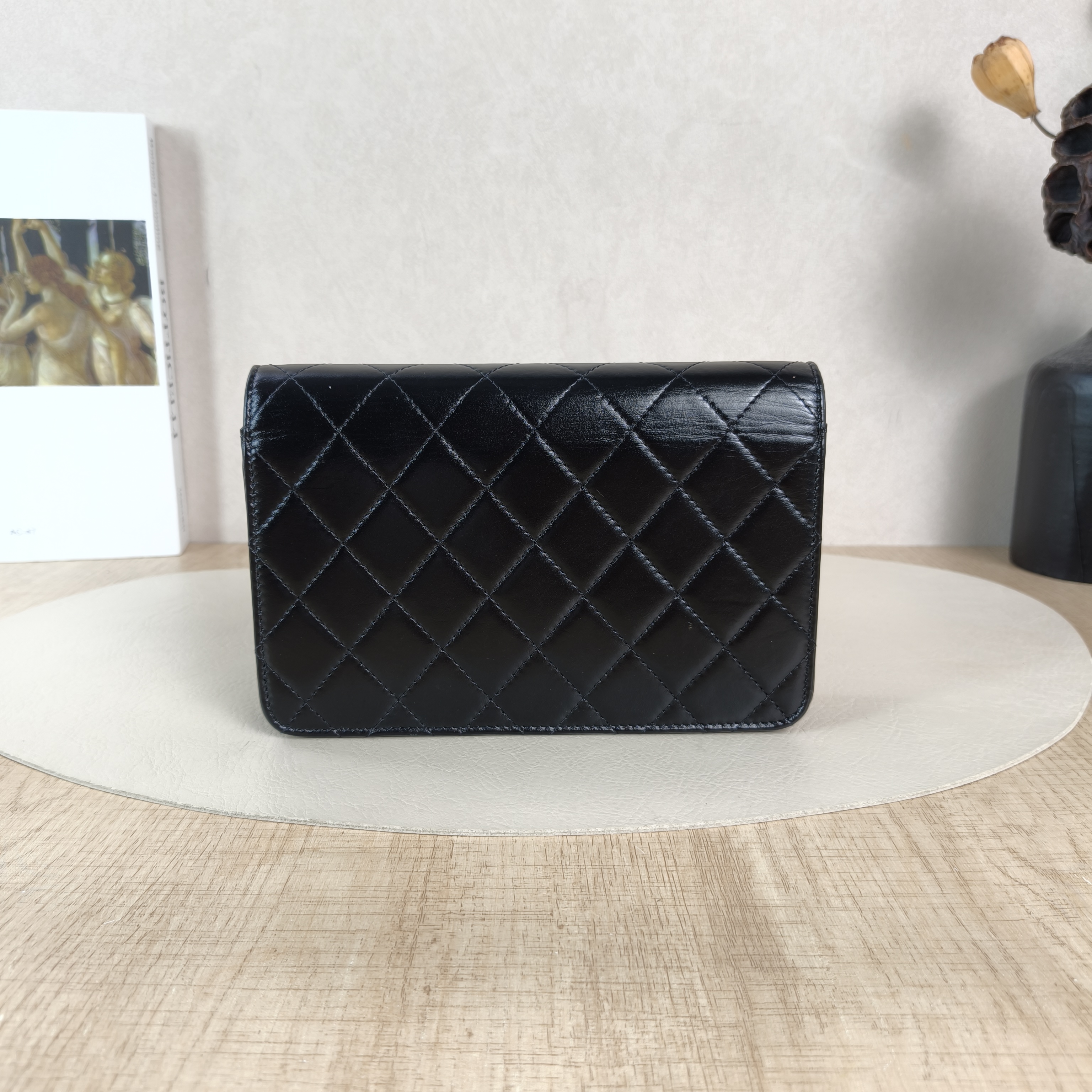 Chanel Crossbody Bag31bag woc Black Calfskinmini19 × 5 × 12 cm — cover view 2 of 6