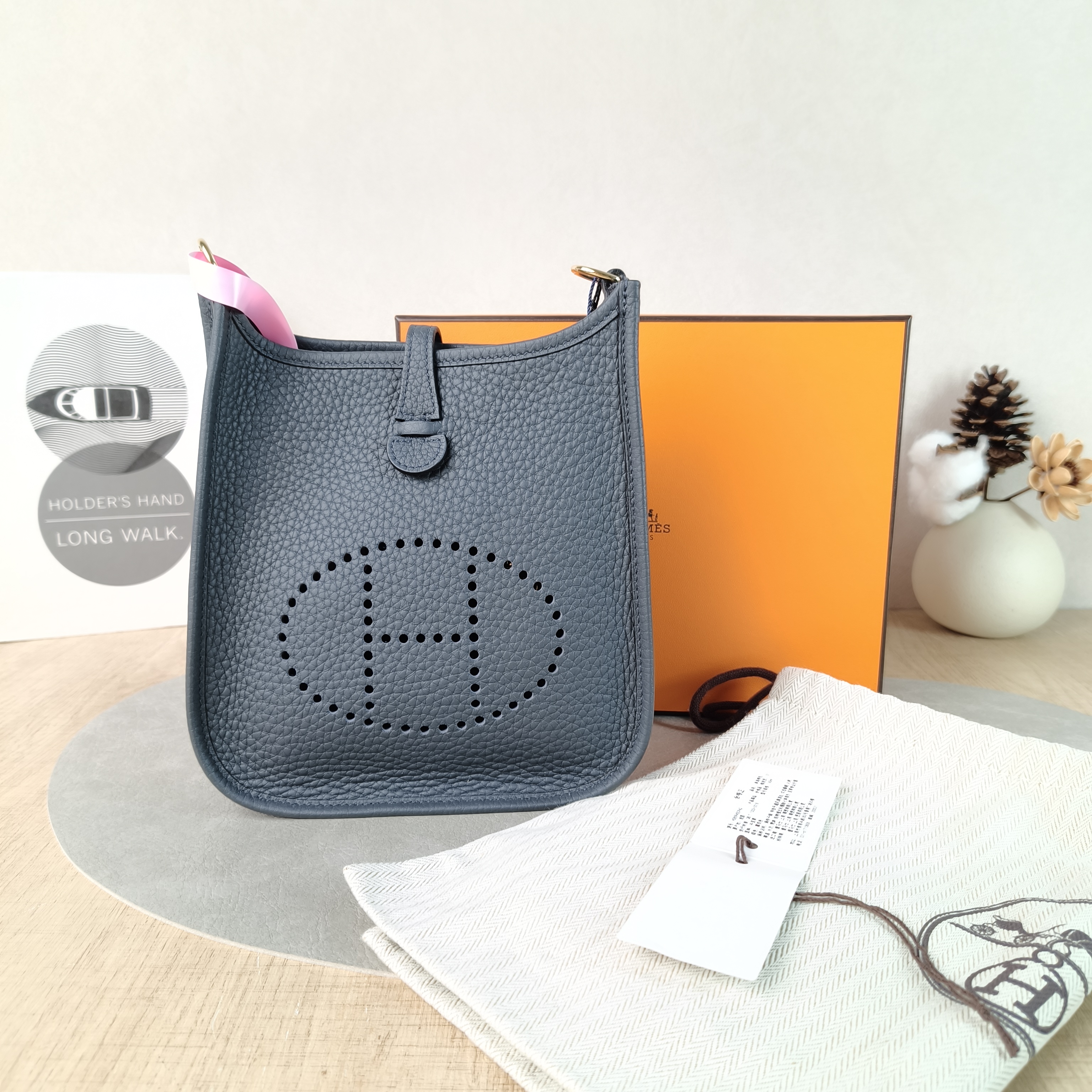 Hermès Crossbody Bag Evelyne Mini 16 Mini 16H0 Taurillon Clemence TC Calfskinmini17 × 5.5 × 18 cm — cover view 6 of 6