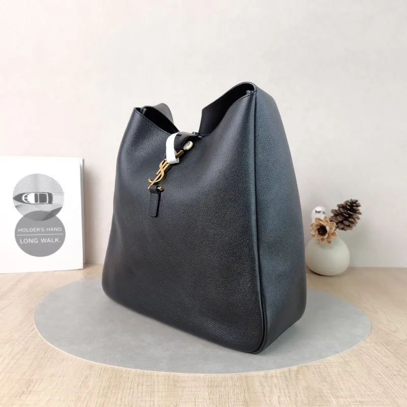 SAINT LAURENT Shoulder Bag LE 5 À 7 Hobo Black Calfskin Large30 × 13 × 31 cm — cover view 2 of 6