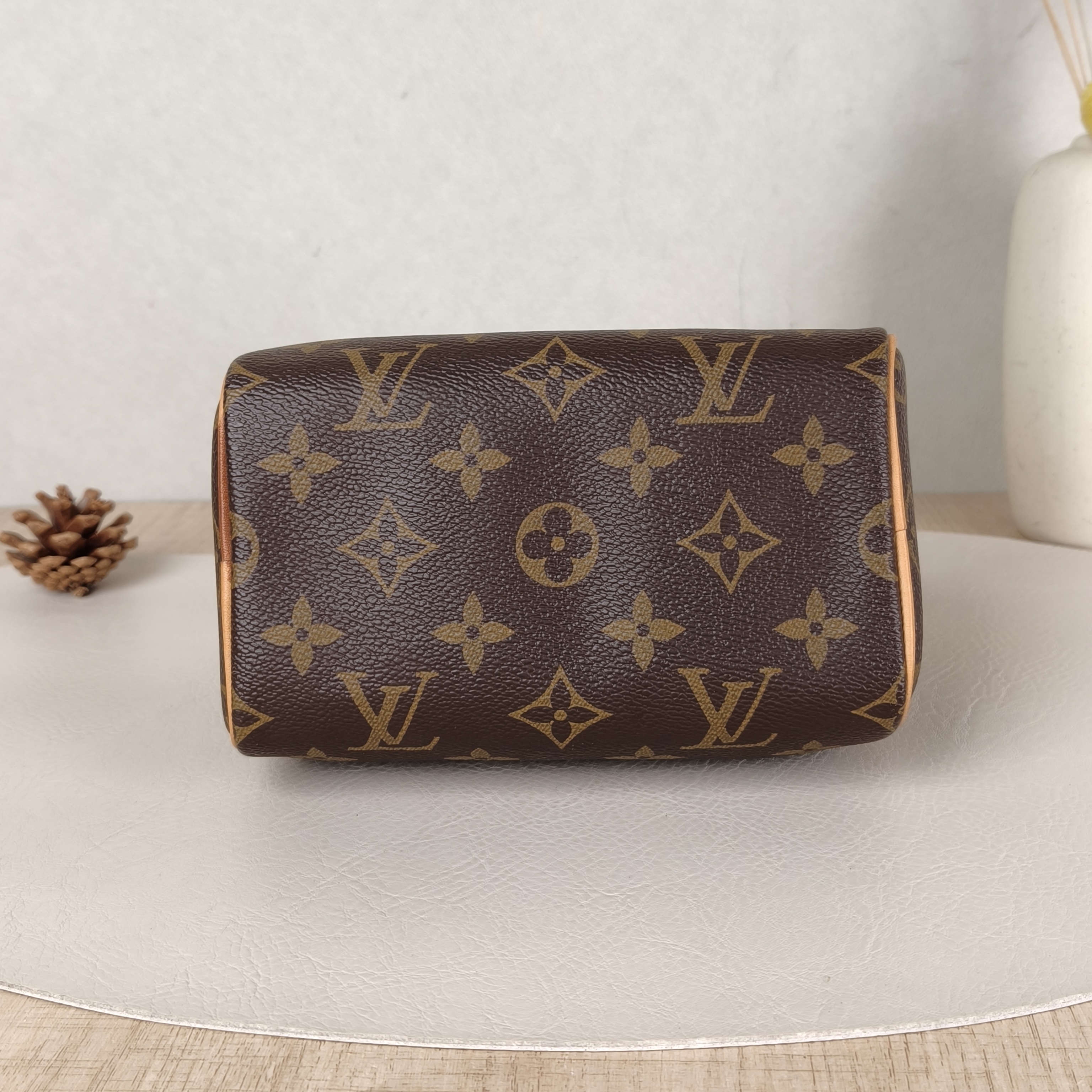 Louis Vuitton Crossbody Bag Speedy Nano Shoulder Strap PV Cnano16 × 10 × 12.5 cm — cover view 5 of 5