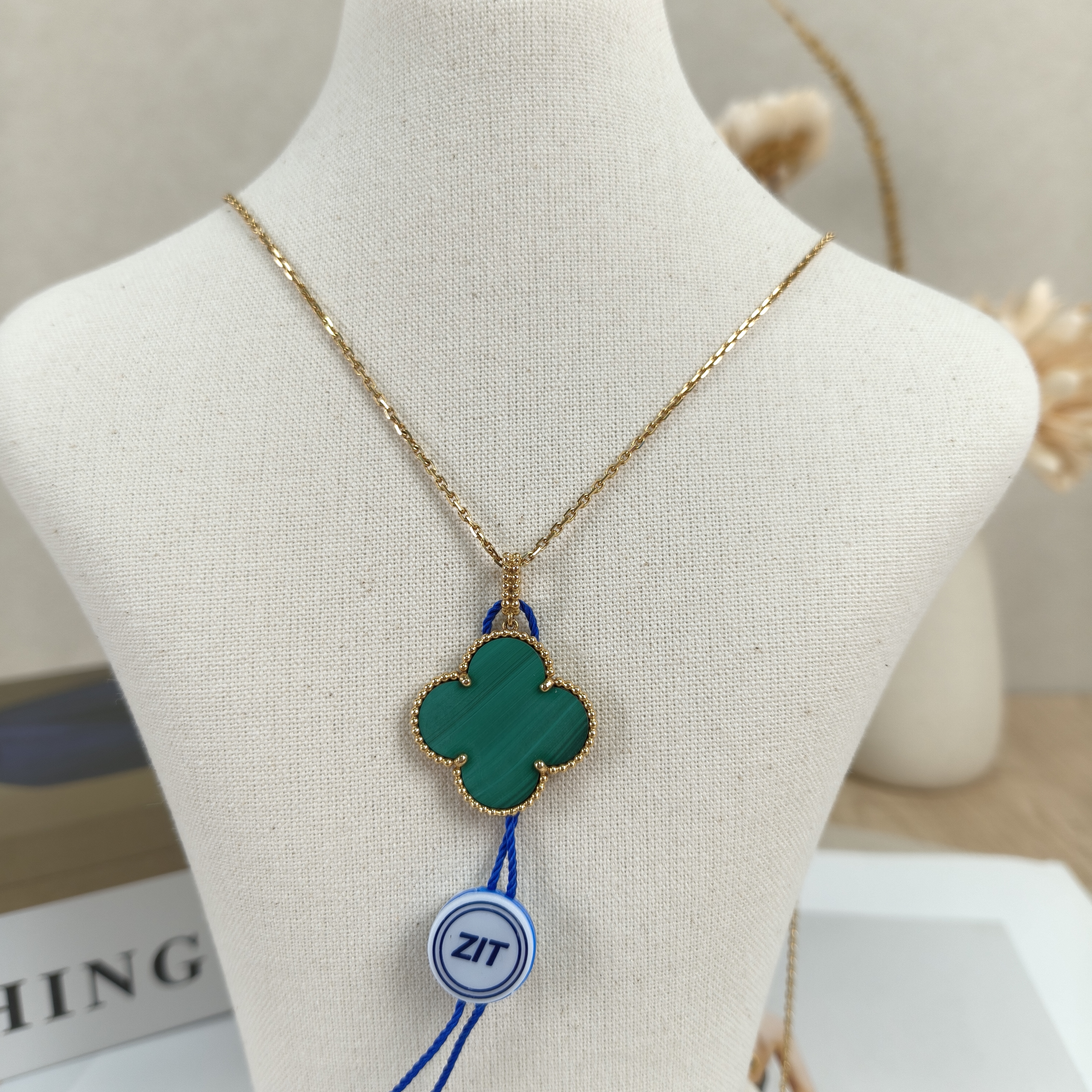 Van Cleef & Arpels Alhambra Necklace Malachite18k · Box · 90㎝