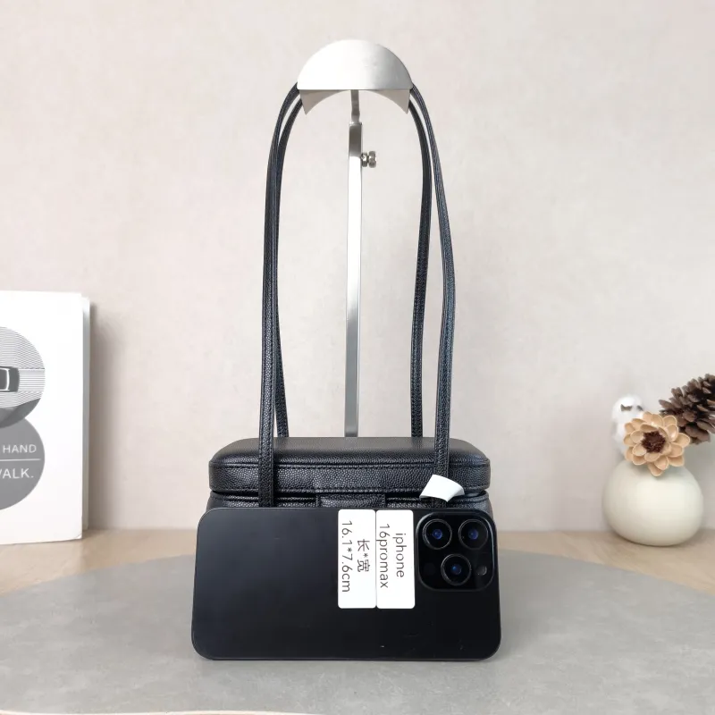 Chanel Shoulder Bag 26s preppy Shoulder Bag Black Grained Calfskin One Size 17 × 8 × 9.5 cm — cover view 4 of 6