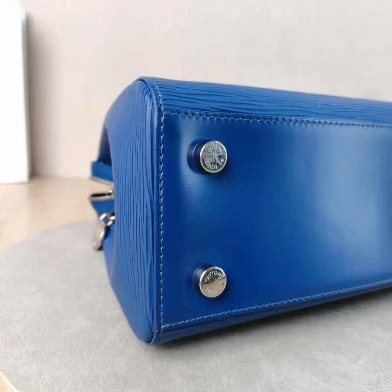 Louis Vuitton Top Handle Bag Brea Vintage Navy Epi Embossed Calfskin Medium34 × 14 × 25 cm — detail view 1 of 13