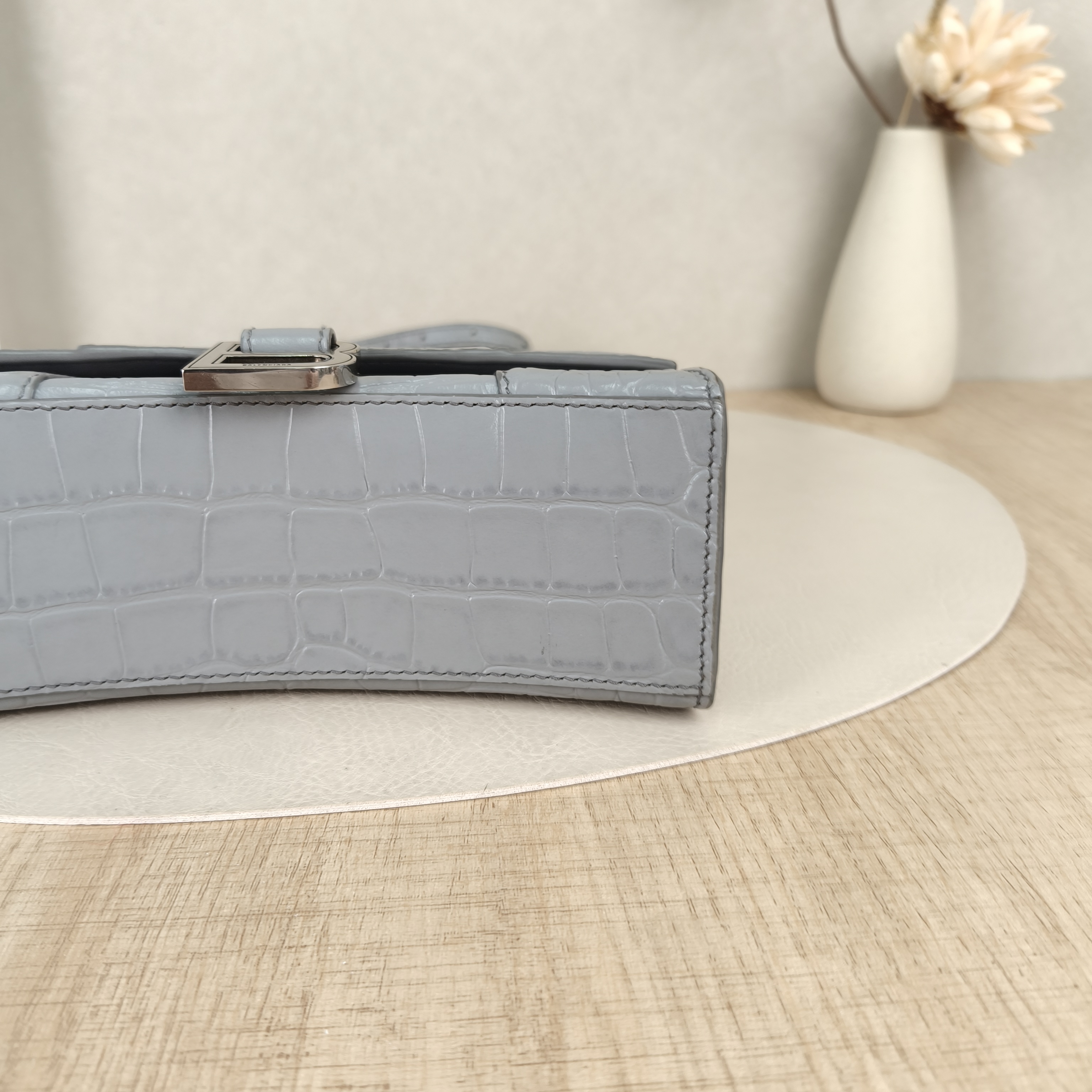BALENCIAGA Crossbody Bag Hourglass Hourglass Bag Grey Calfskinmini19 × 5 × 12 cm — cover view 4 of 8
