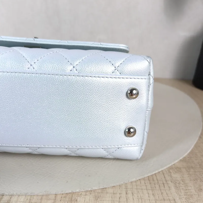 Chanel Top Handle Bag Coco Handle​ C Grained Calfskin Small 24 × 10 × 14 cm — detail view 9 of 12