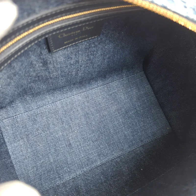 DIOR Top Handle Bag Groove 25 Top Handle Bag Blue Medium 25 × 16 × 19 cm — detail view 6 of 12