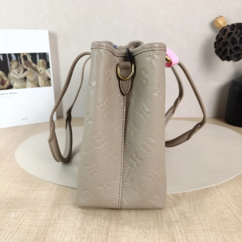 Louis Vuitton Shoulder Bag Babylone Tote Tote Bag Calfskin Small 31 × 13 × 21.5 cm — detail view 11 of 11