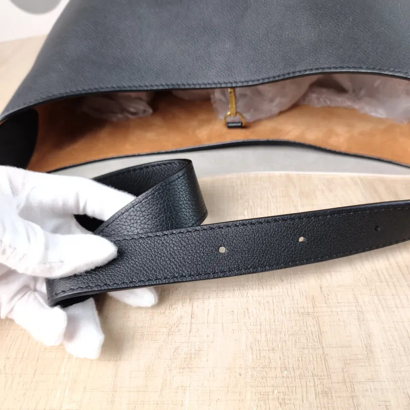 Louis Vuitton Shoulder Bag Low Key Hobo Shoulder Bag Black Calfskin Medium 31 × 18 × 35 cm — detail view 12 of 15
