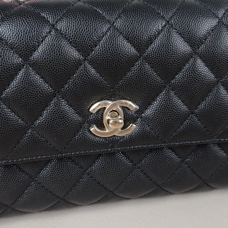 Chanel Top Handle Bag Coco Handle​ Black Grained Calfskin Small 24 × 10 × 14 cm — detail view 5 of 14