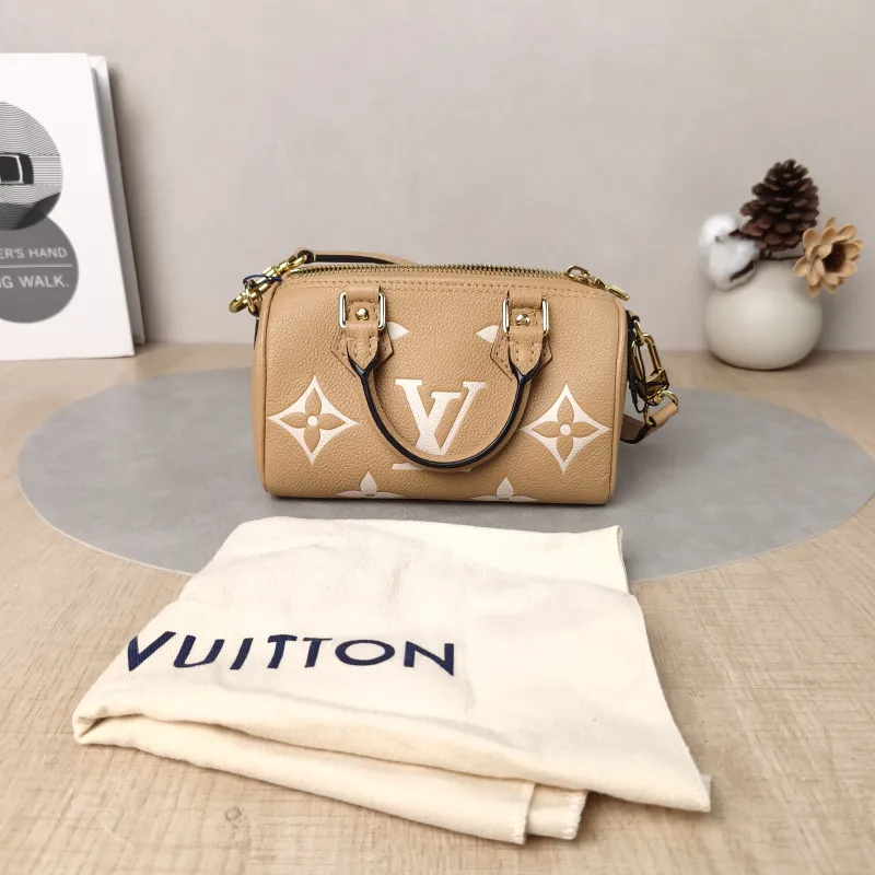 Louis Vuitton Crossbody Bag Speedy Nano · White Empreinte Embossed Calfskinnano16 × 7.5 × 10 cm — cover view 4 of 6