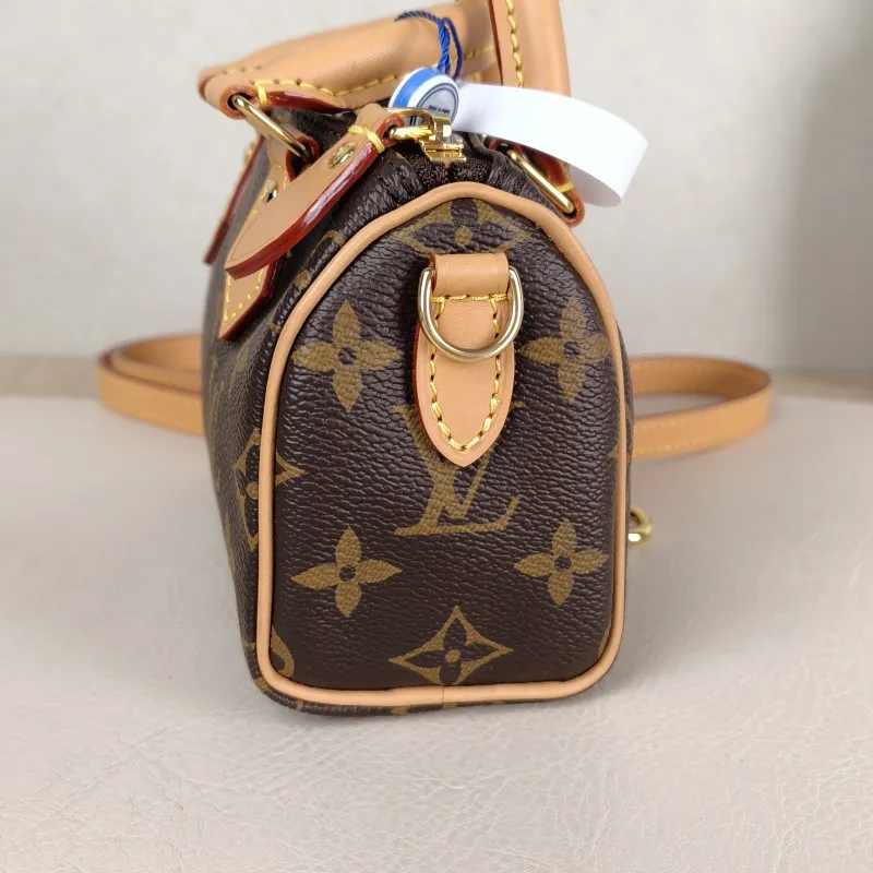 Louis Vuitton Crossbody Bag Speedy Nano Shoulder Strap PVC nano 16 × 7.5 × 10 cm — detail view 10 of 12