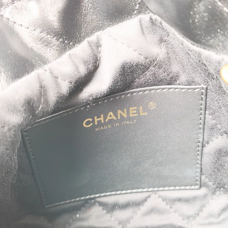 Chanel Shoulder Bag 22Bag Black CC alfskin Mini 20 × 6 × 19 cm — detail view 11 of 12