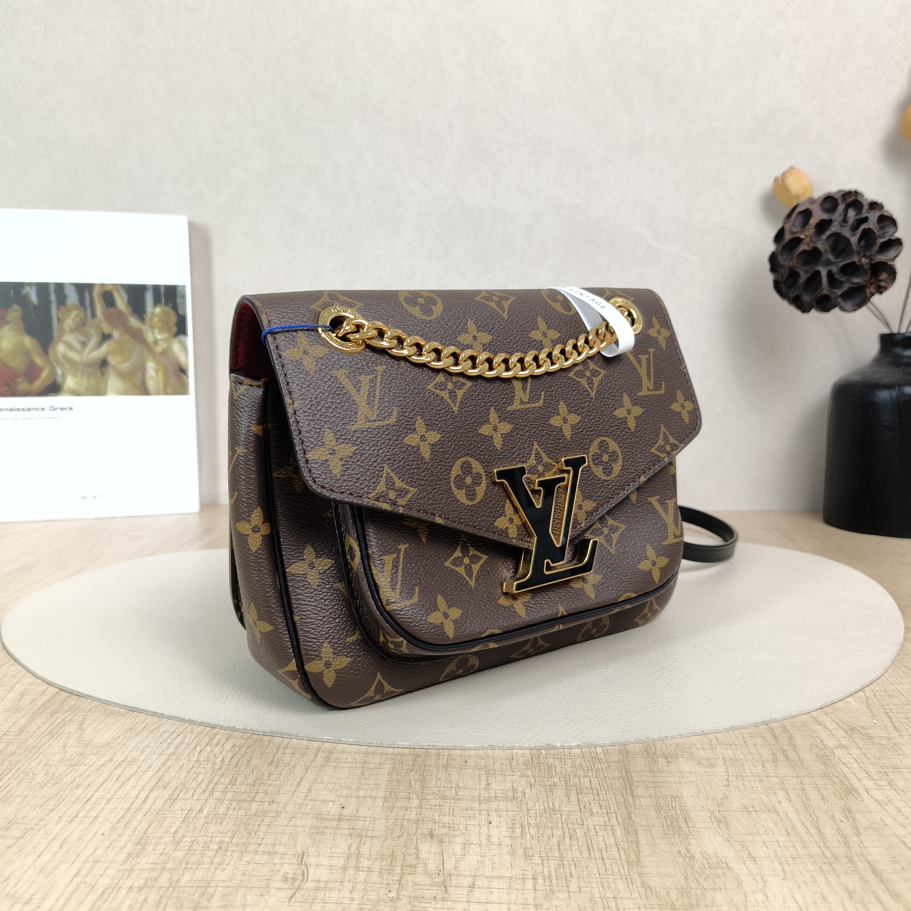 Louis Vuitton Crossbody Bag Passy Messenger Bag Monogram PVC Small23 × 9 × 17 cm — cover view 6 of 6