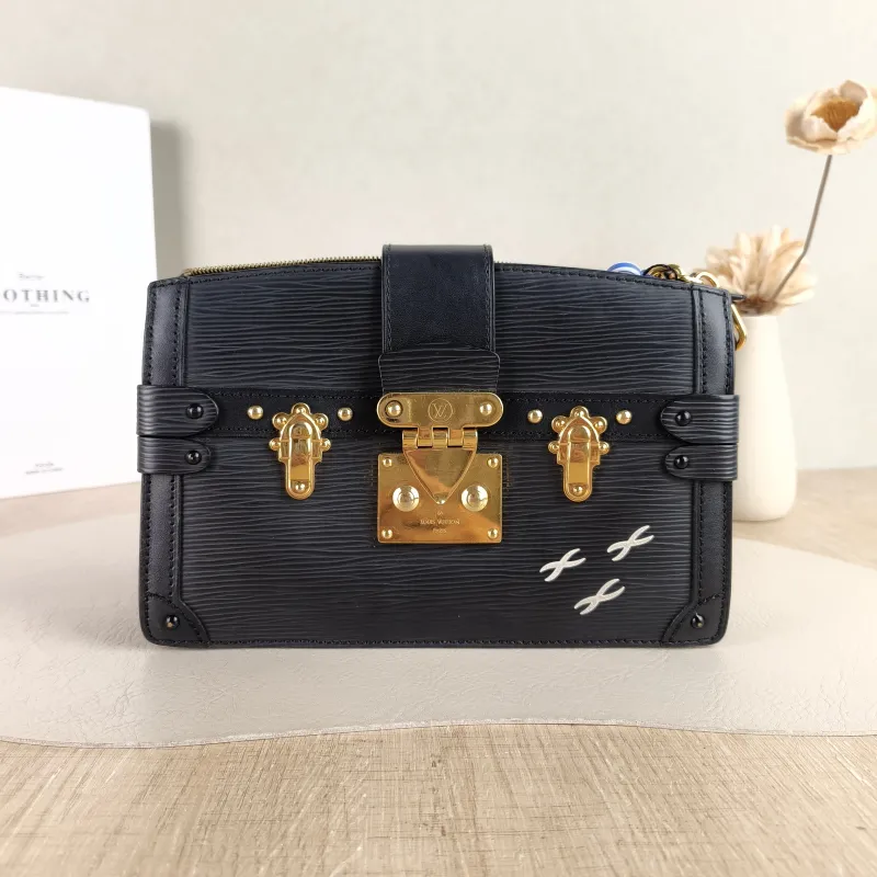 Louis Vuitton Crossbody Bag Trunk Clutch Box Black Epi Embossed Calfskin One Size TP10011820