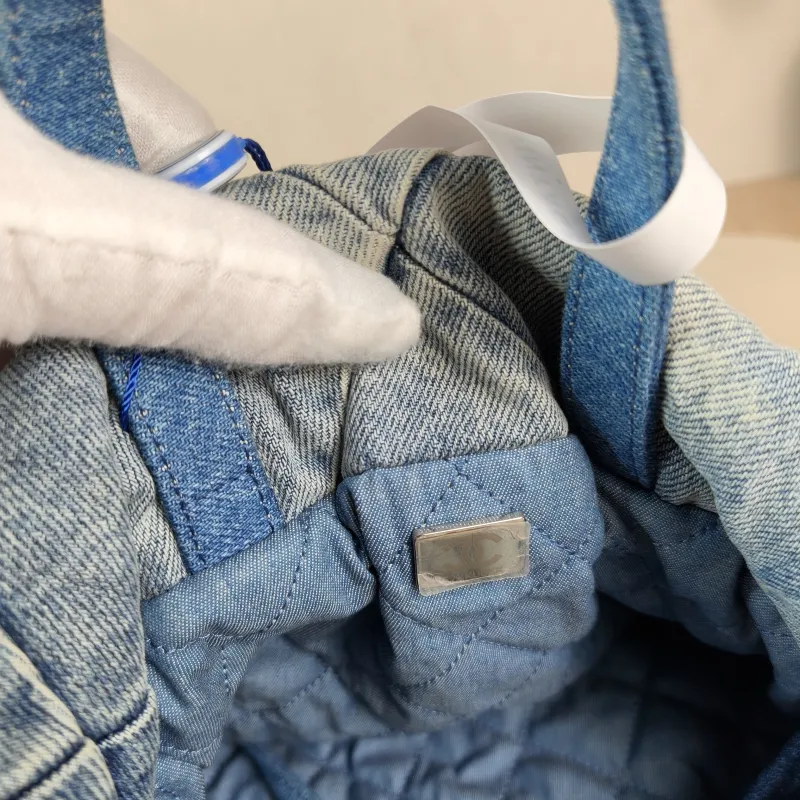 Chanel Backpack 22Bag Backpack Small 29 × 8 × 34 cm — detail view 3 of 10