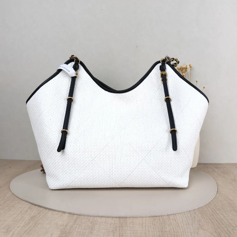 Chanel Shoulder Bag Tote Bag Woven One Size 30 × 13 × 31 cm — cover view 2 of 5