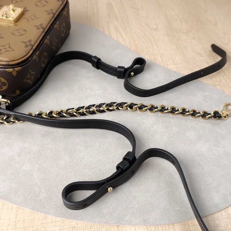 Louis Vuitton Backpack Pochette Métis Backpack Monogram PVC One Size20 × 7 × 17 cm — detail view 8 of 15