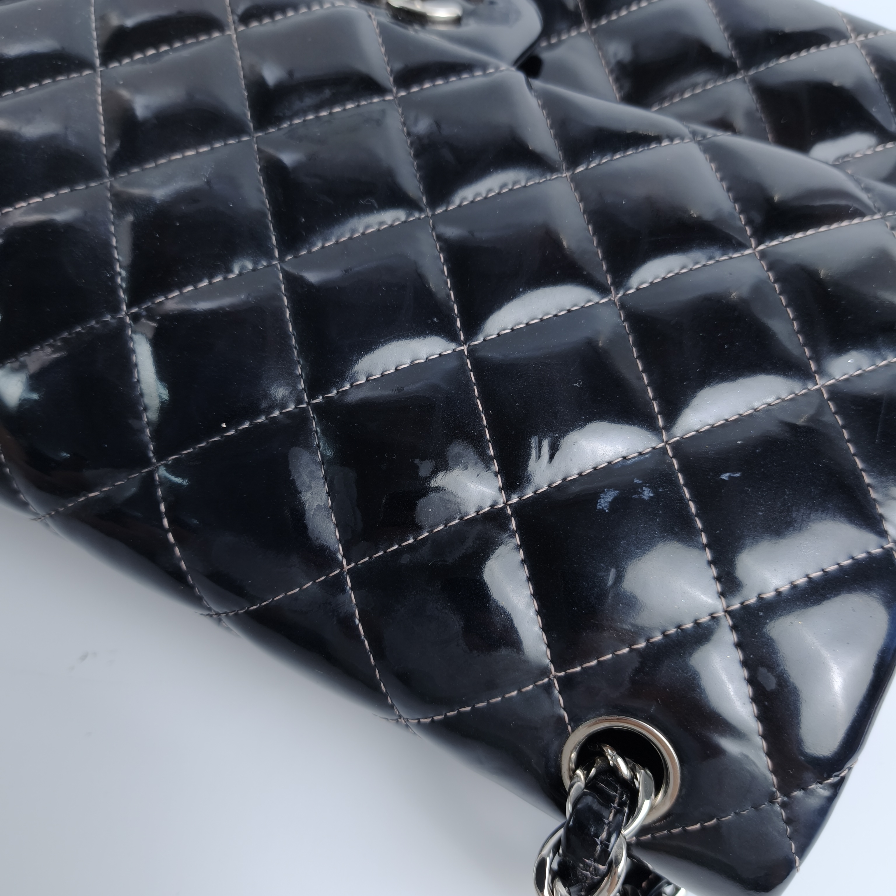 Chanel Crossbody Bag Classic Flap Jumbo CF Jumbo Black Patent Leather Large30 × 10 × 19.5 cm — cover view 12 of 17