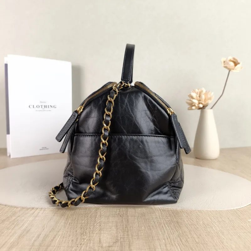 Chanel Crossbody Bag Crossbody Bag Black Calfskin One Size 27 × 16 × 20 cm — detail view 8 of 14