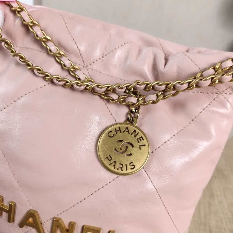 Chanel Crossbody Bag22Bag Pink Calfskinmini20 × 6 × 19 cm — detail view 1 of 12
