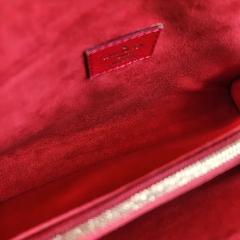 Louis Vuitton Crossbody Bag VICTOIRE Red Monogram PVC One Size 27 × 10 × 17 cm — detail view 9 of 11