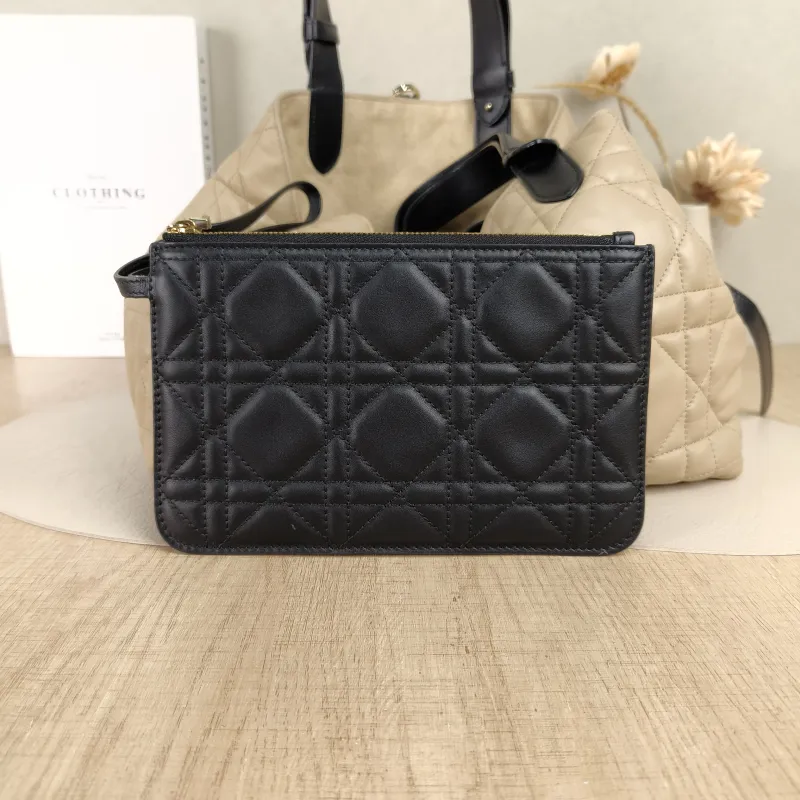 DIOR Top Handle Bag TOUJOURS Medium 28.5 × 17 × 21.5 cm — detail view 4 of 13