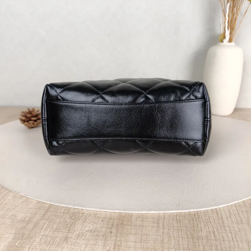 Chanel Shoulder Bag Hobo Black Lambskin Small 22.5 × 8.5 × 19.5 cm — cover view 4 of 6