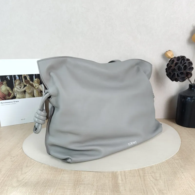 LOEWE Shoulder Bag Flamenco Grey Calfskin Large 38 × 14 × 29 cm — cover view 5 of 6