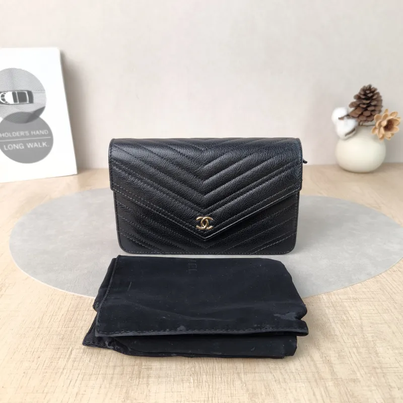 Chanel Crossbody Bag Classic Flap WOC CF WOCWOC Bag Black Calfskinmini19.2 × 3.5 × 12.3 cm — cover view 2 of 6