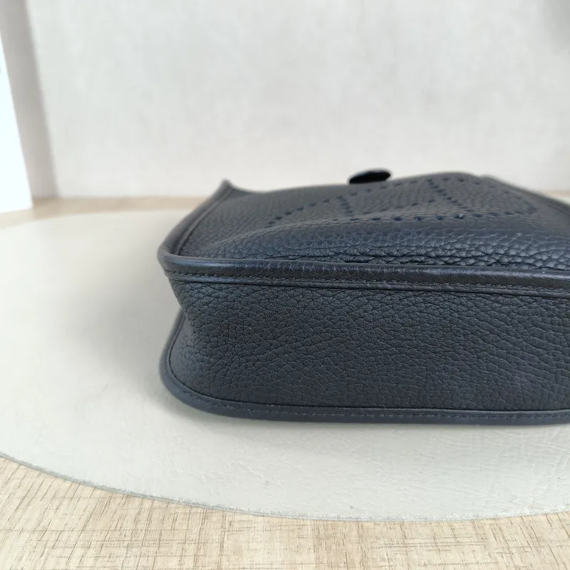 Hermès Crossbody Bag Evelyne Mini 16 Mini 16 Black Taurillon Clemence TC Calfskin Mini 17 × 5.5 × 18 cm Y — detail view 5 of 11