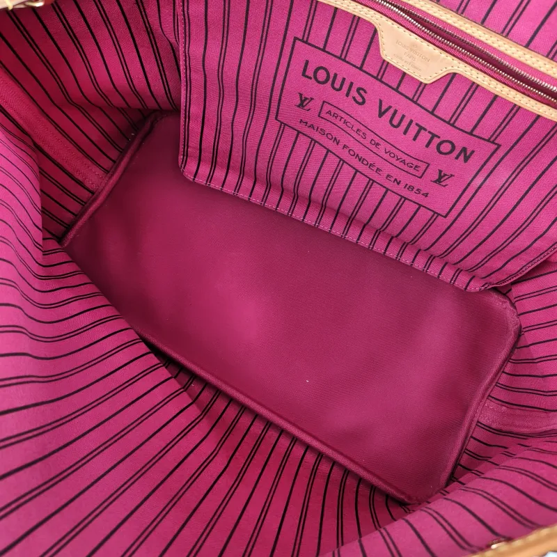 Louis Vuitton Shoulder Bag Neverfull Monogram PVC Large 39 × 19 × 32 cm — detail view 13 of 13
