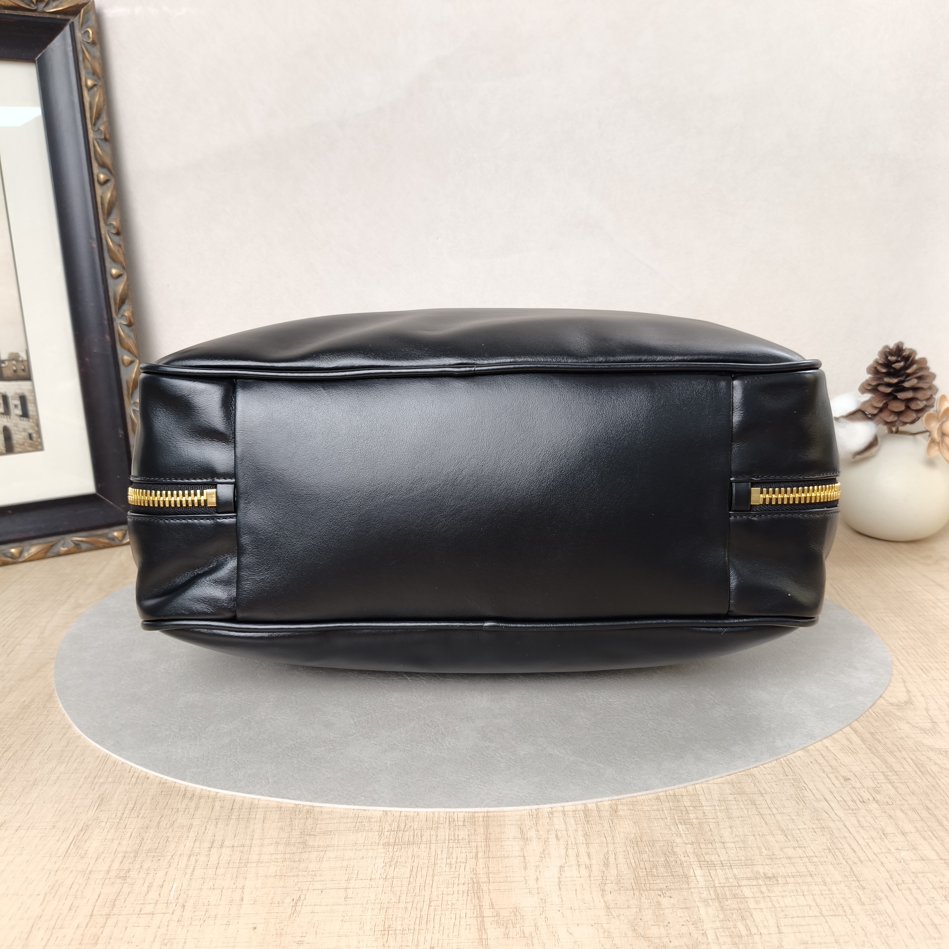 Miumiu Top Handle Bag Beau Black Calfskin Large34 × 10 × 23 cm — cover view 2 of 5