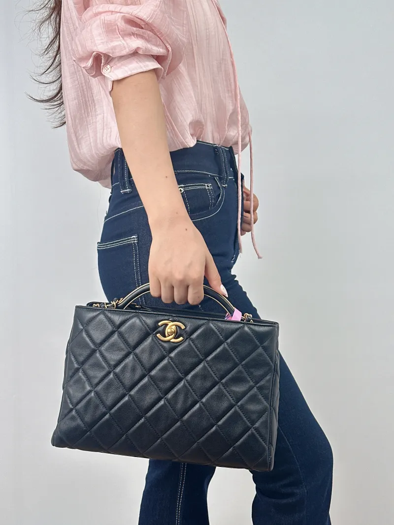 Chanel Shoulder Bag Tote Bag Black One Size 28 × 11 × 18 cm — on-model view 2 of 2