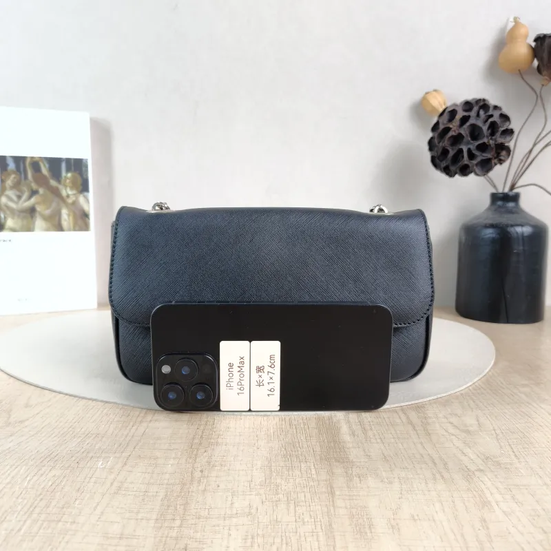 FERRAGAMO Shoulder Bag Shoulder Bag Black Calfskin One Size 24 × 6 × 14 cm — cover view 2 of 5