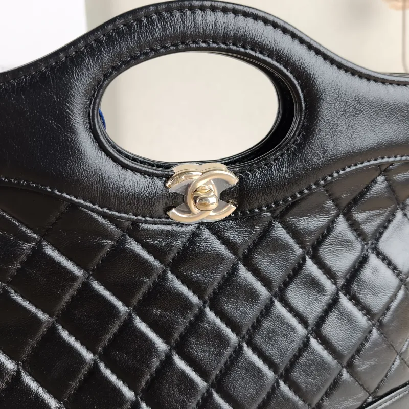 Chanel Crossbody Bag 31Bag Black Waxed Leather Mini 23 × 5.5 × 22 cm — detail view 10 of 12