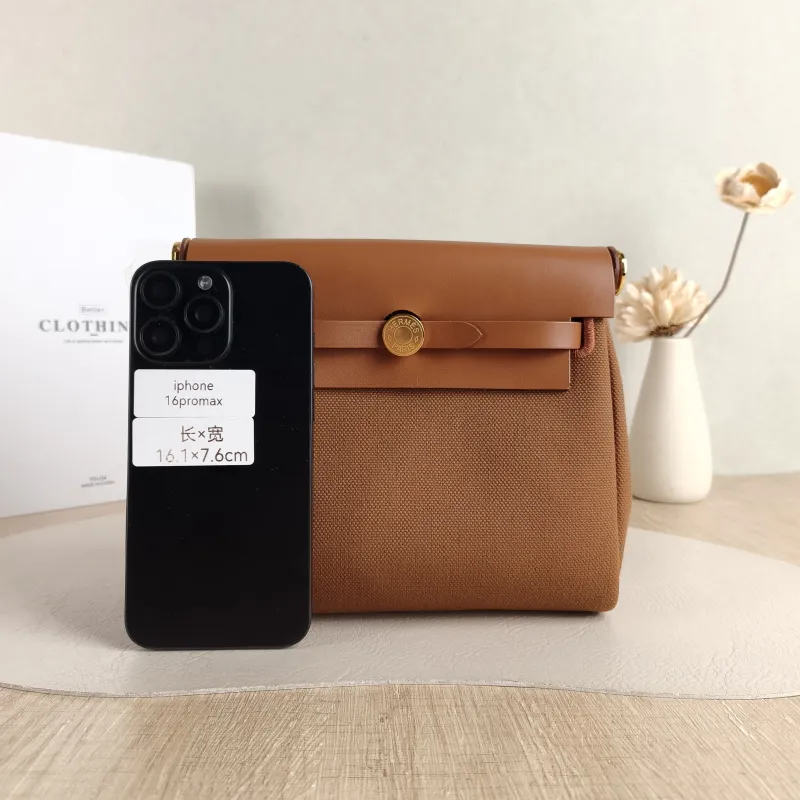 Hermès Crossbody Bag Herbag Zip 20 37 Brown Calfskin，Canvas Mini 20.5 × 7 × 16.5 cm G — cover view 4 of 6