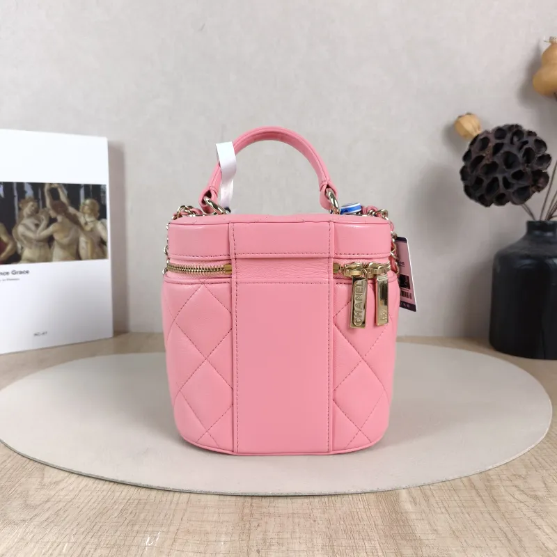 Chanel Crossbody Bag Trendy cc Crossbody Bag Pink Lambskin One Size15.5 × 12 × 16 cm — cover view 5 of 5