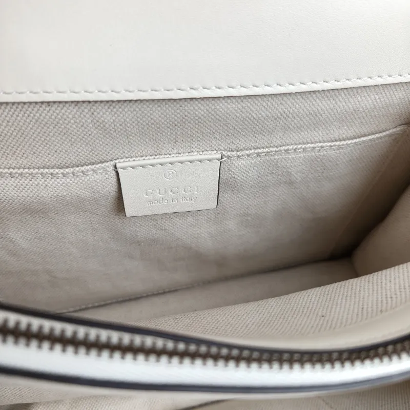 GUCCI Crossbody Bag Dionysus Crossbody Bag White · Red · Blue Calfskin Medium 27 × 13 × 18 cm — detail view 2 of 12