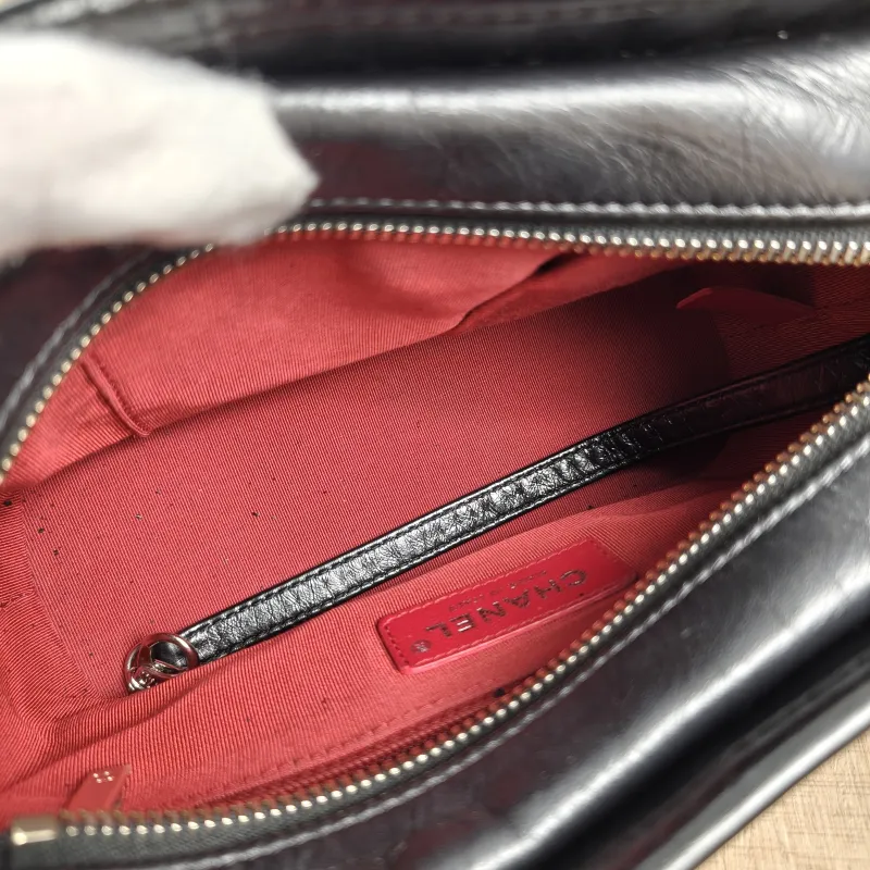 Chanel Crossbody Bag Gabrielle Gabrielle Bag Black CC alfskin Small20 × 8 × 15 cm — detail view 6 of 11