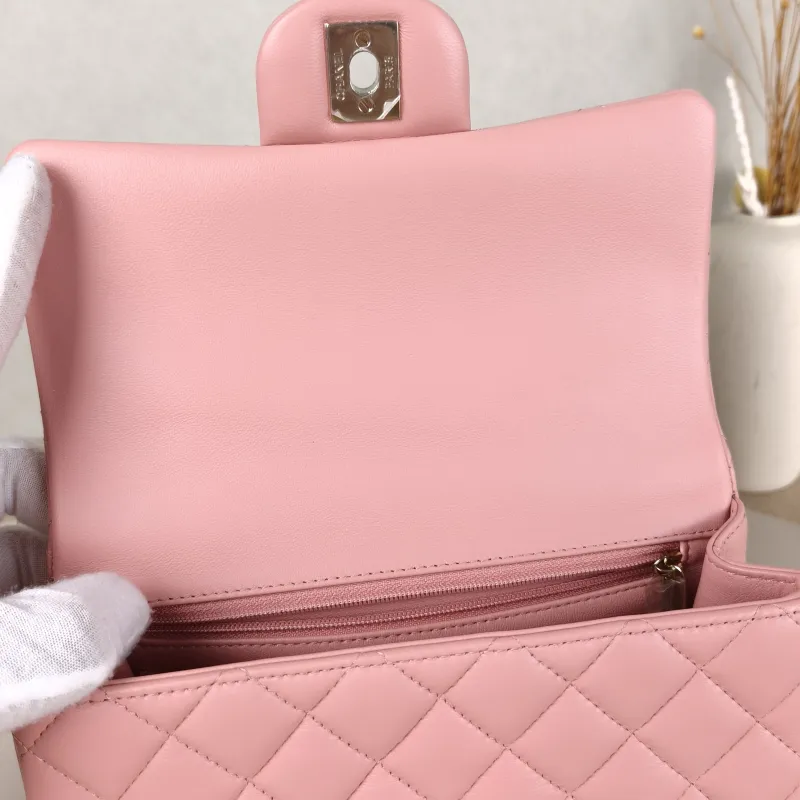Chanel Crossbody Bag23k logo mini Pink Lambskin mini20 × 6 × 12 cm — detail view 7 of 14