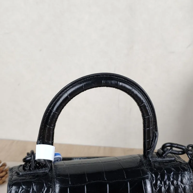 BALENCIAGA Crossbody Bag Hourglass Hourglass Bag Black Calfskinmini19 × 5 × 12 cm — detail view 1 of 13