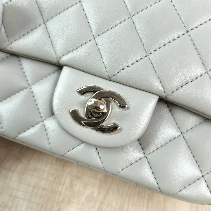 Chanel Crossbody Bag Classic Flap Mini CF Mini Grey Lambskin One Size17 × 8 × 13.5 cm — detail view 8 of 14
