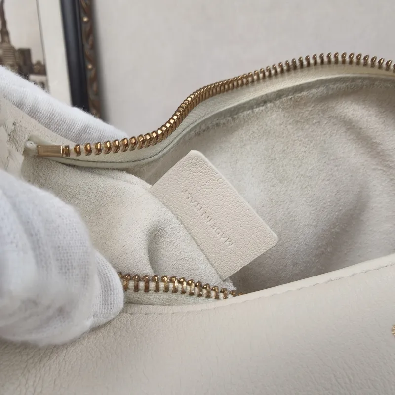 CELINE Crossbody Bag TEEN LULU hobo White Calfskin Small21 × 5 × 24 cm — detail view 1 of 19