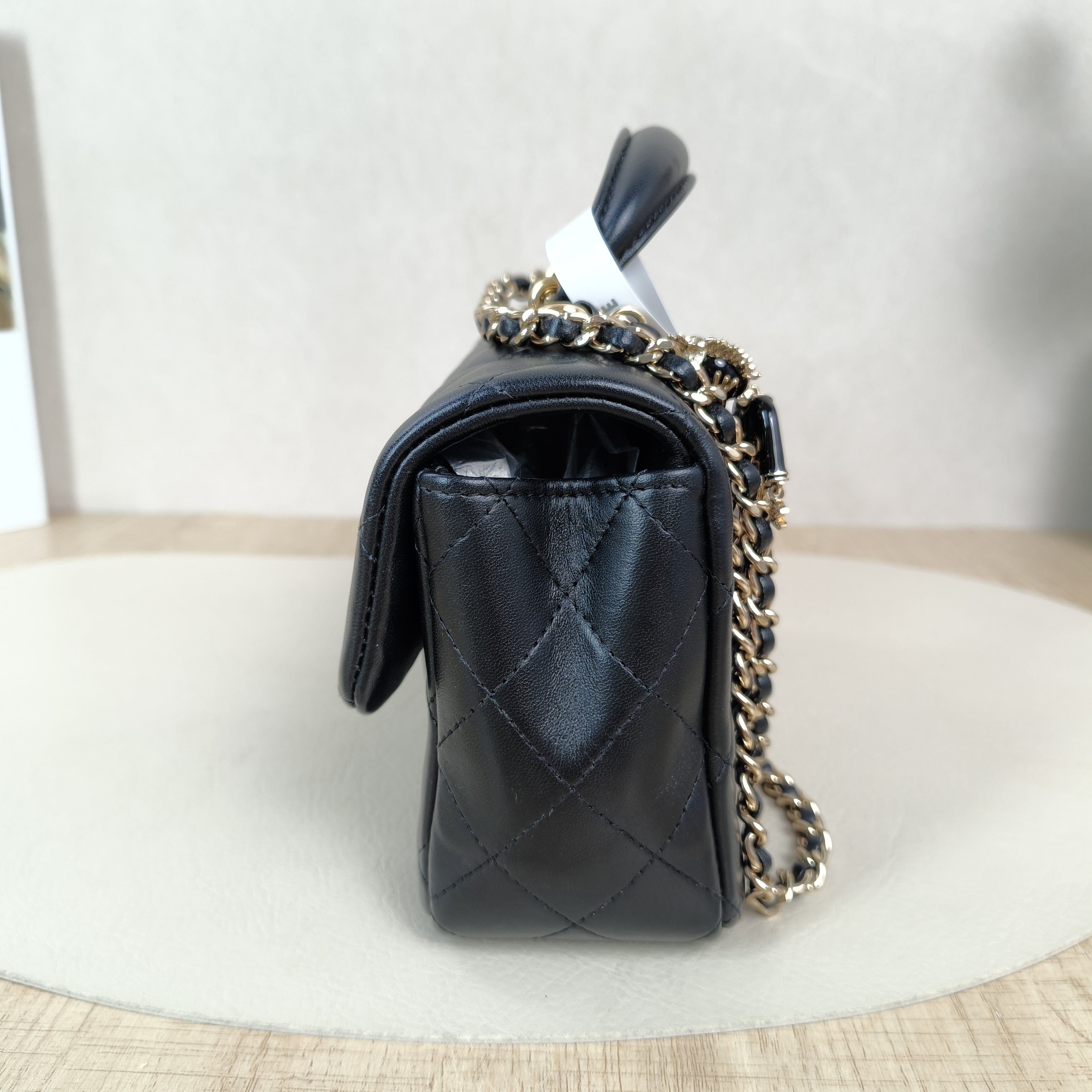 CHANEL Bag 22sclassic flag large mini cf mini mini20*6*12 detail 3