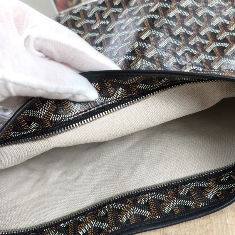 GOYARD Shoulder Bag Boheme Hobo​ Black ine Canvas Small 43 × 14 × 27 cm — detail view 4 of 14