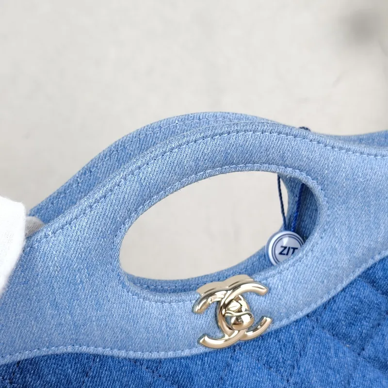 Chanel Crossbody Bag 31Bag Navy Blue Mini 23 × 5.5 × 22 cm — detail view 1 of 14
