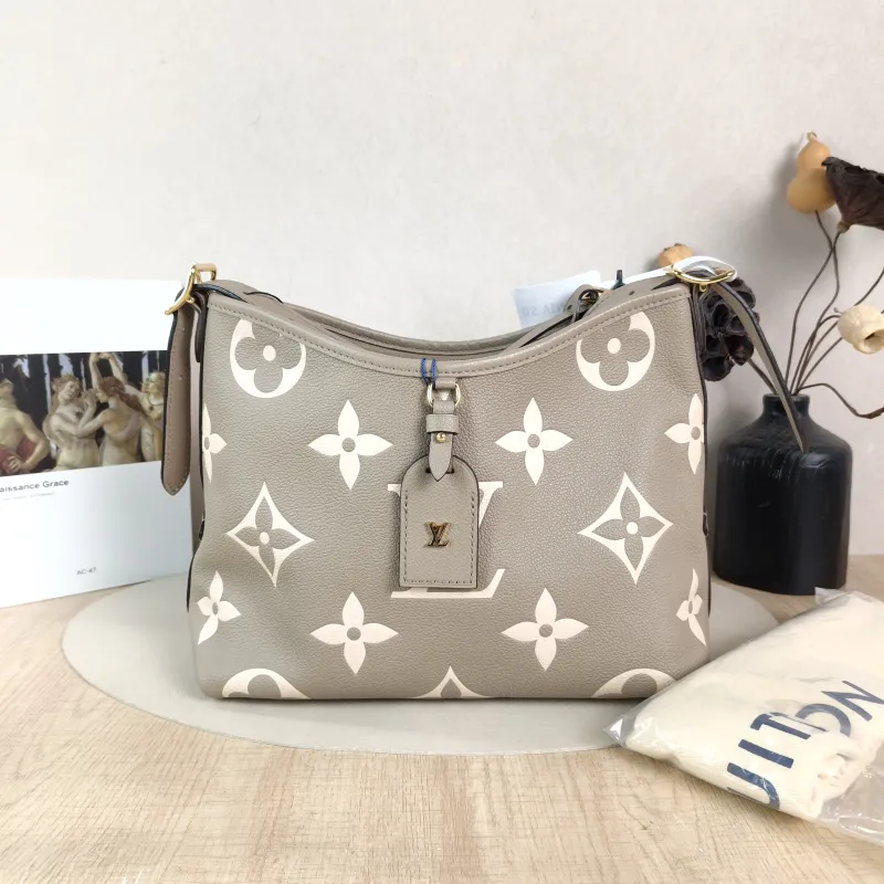 Louis Vuitton Crossbody Bag Carryall Calfskin Small 29.5 × 12 × 24 cm — cover view 4 of 6