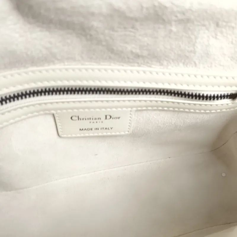DIOR Crossbody Bag camp Messenger Bag White Calfskin Small 23 × 8 × 15 cm — detail view 5 of 11